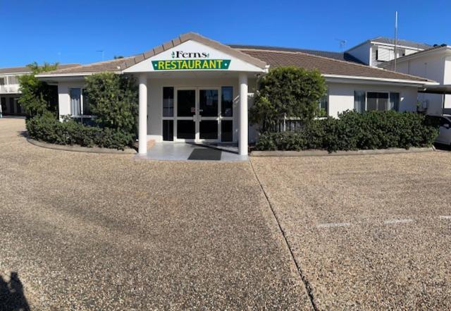 Rocky Gardens Motor Inn רוקהמפטון מראה חיצוני תמונה