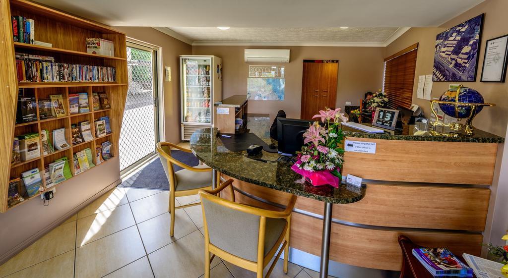 Rocky Gardens Motor Inn רוקהמפטון מראה חיצוני תמונה