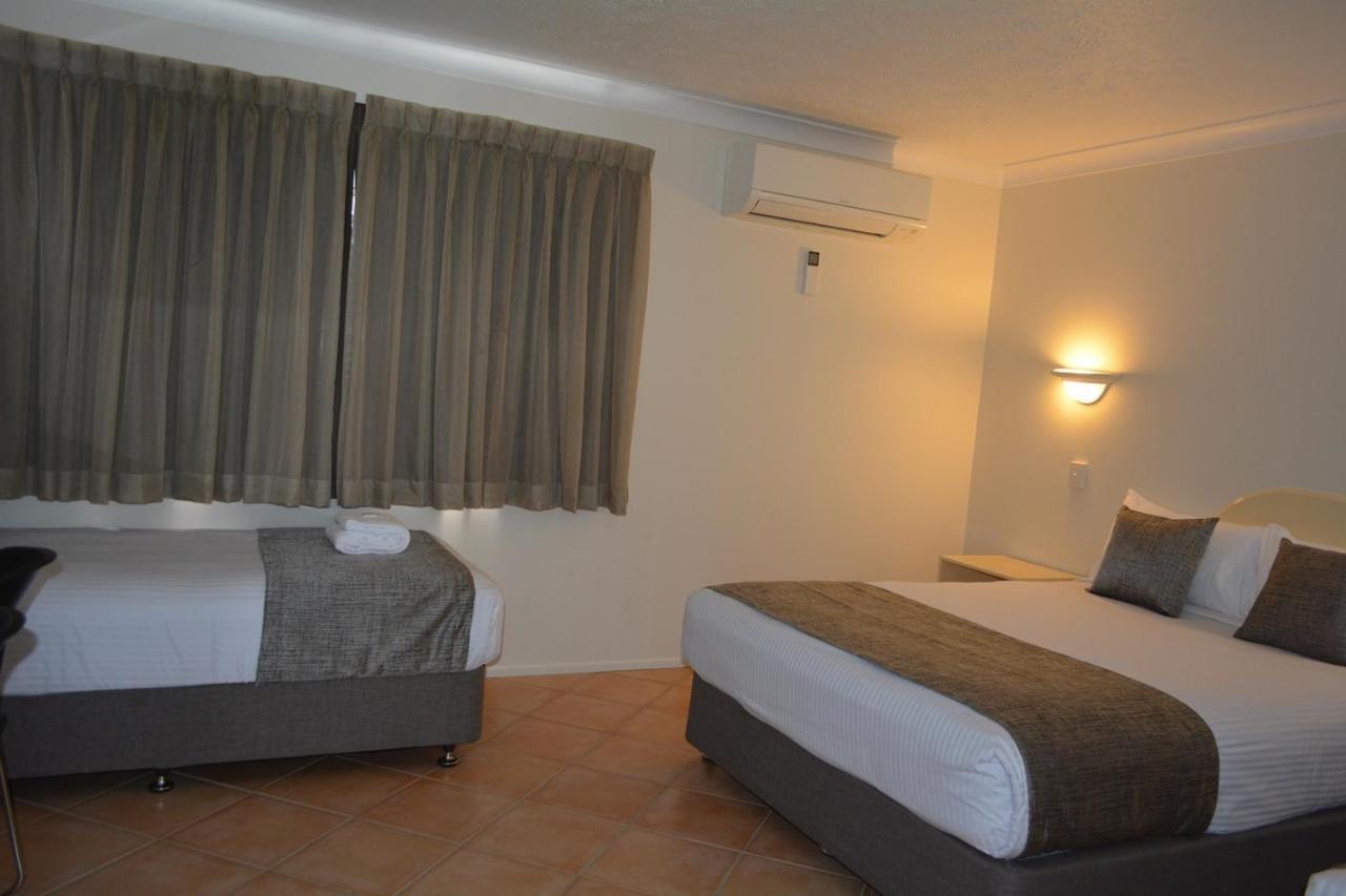 Rocky Gardens Motor Inn רוקהמפטון מראה חיצוני תמונה