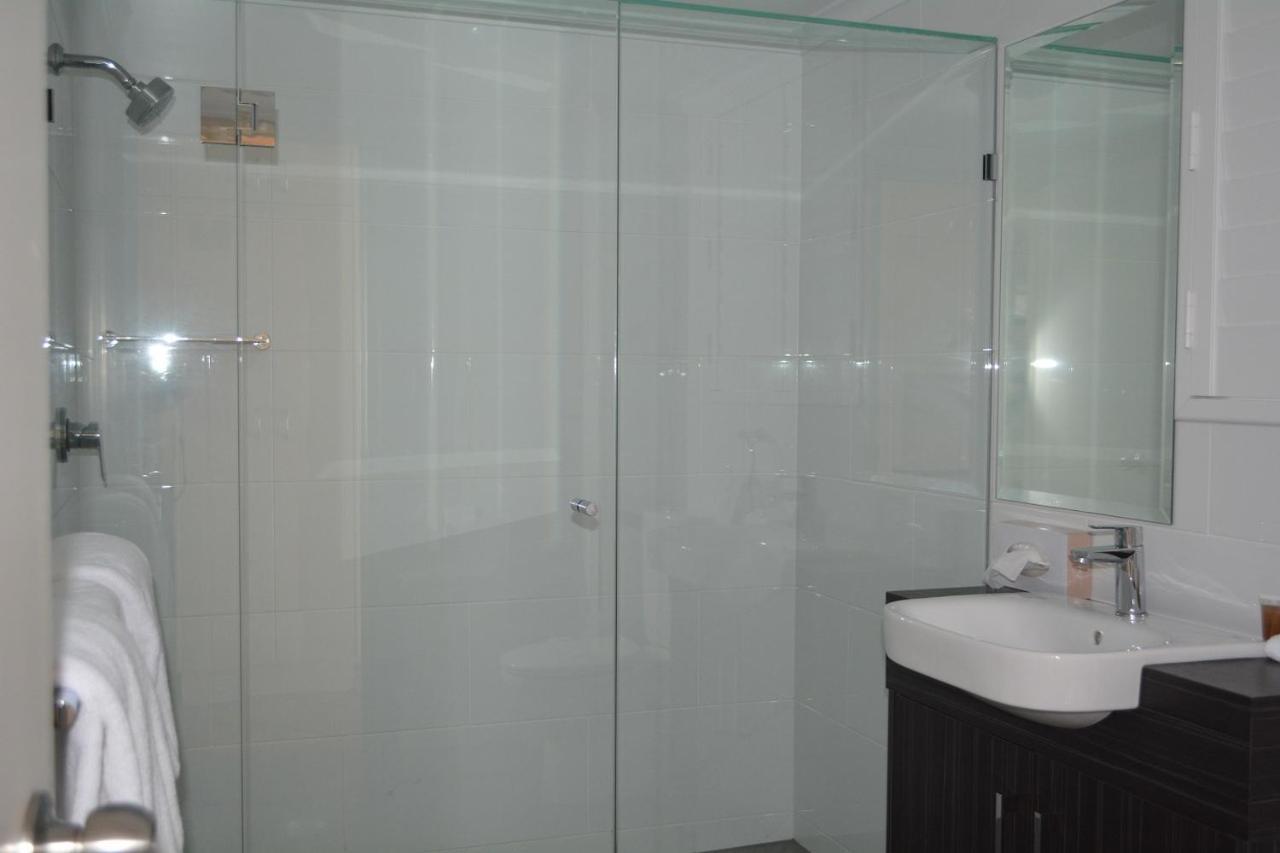 Rocky Gardens Motor Inn רוקהמפטון מראה חיצוני תמונה
